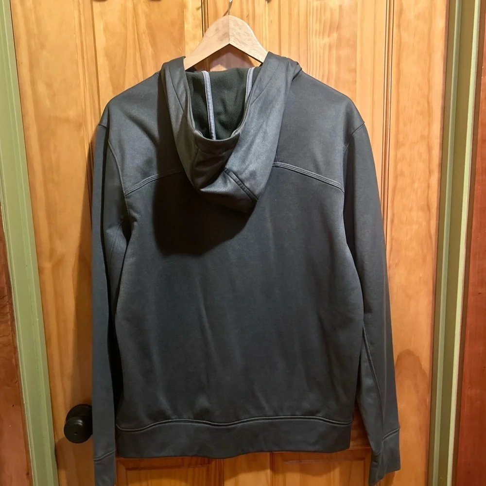The North Face Men's Dark Gray Performance‎ Jacket